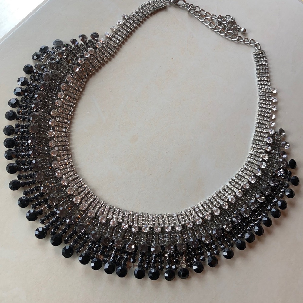 Rhinestone Statement Necklace - Picture 3 of 4